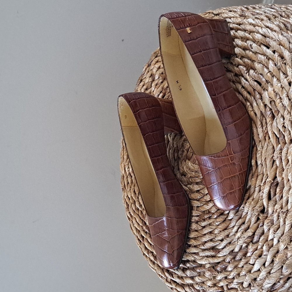 Etienne Aigner Brown Croc-Embossed Heels - Picture 2 of 8
